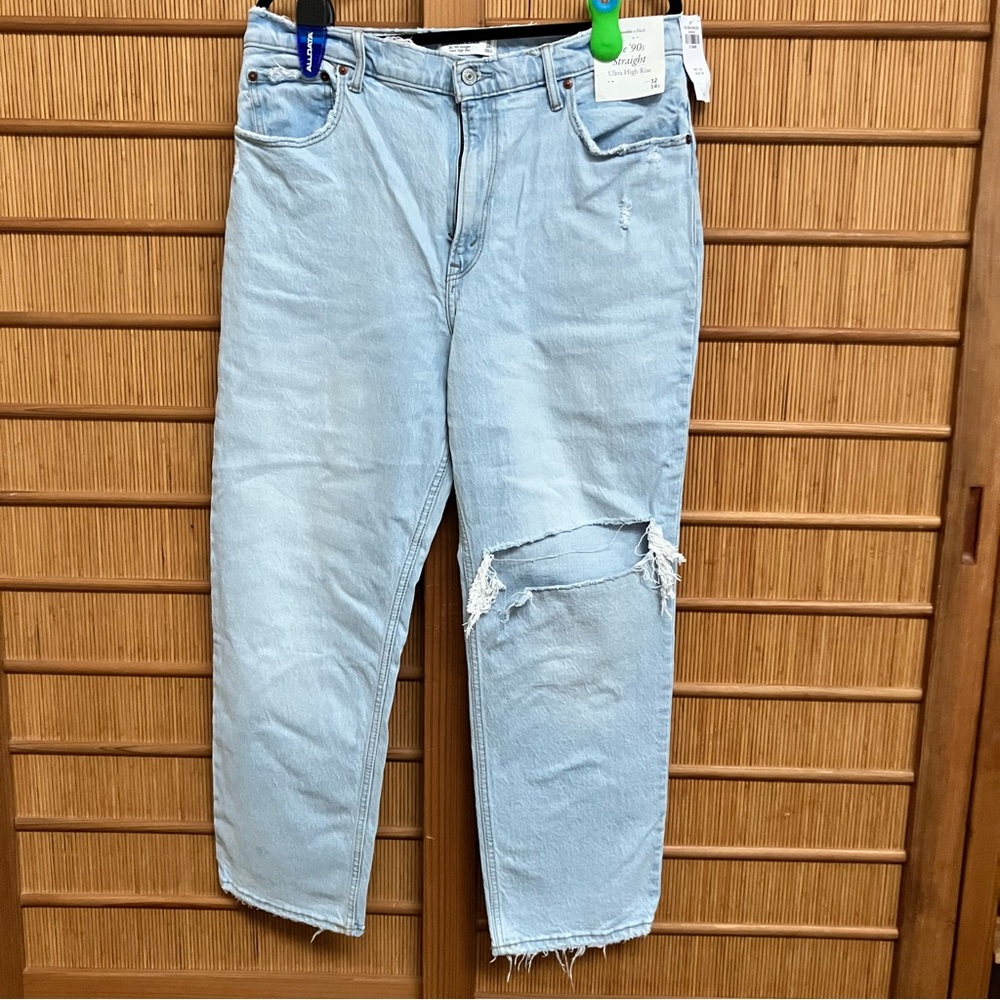 Abercrombie & Fitch Light Blue '90s Straight Jeans